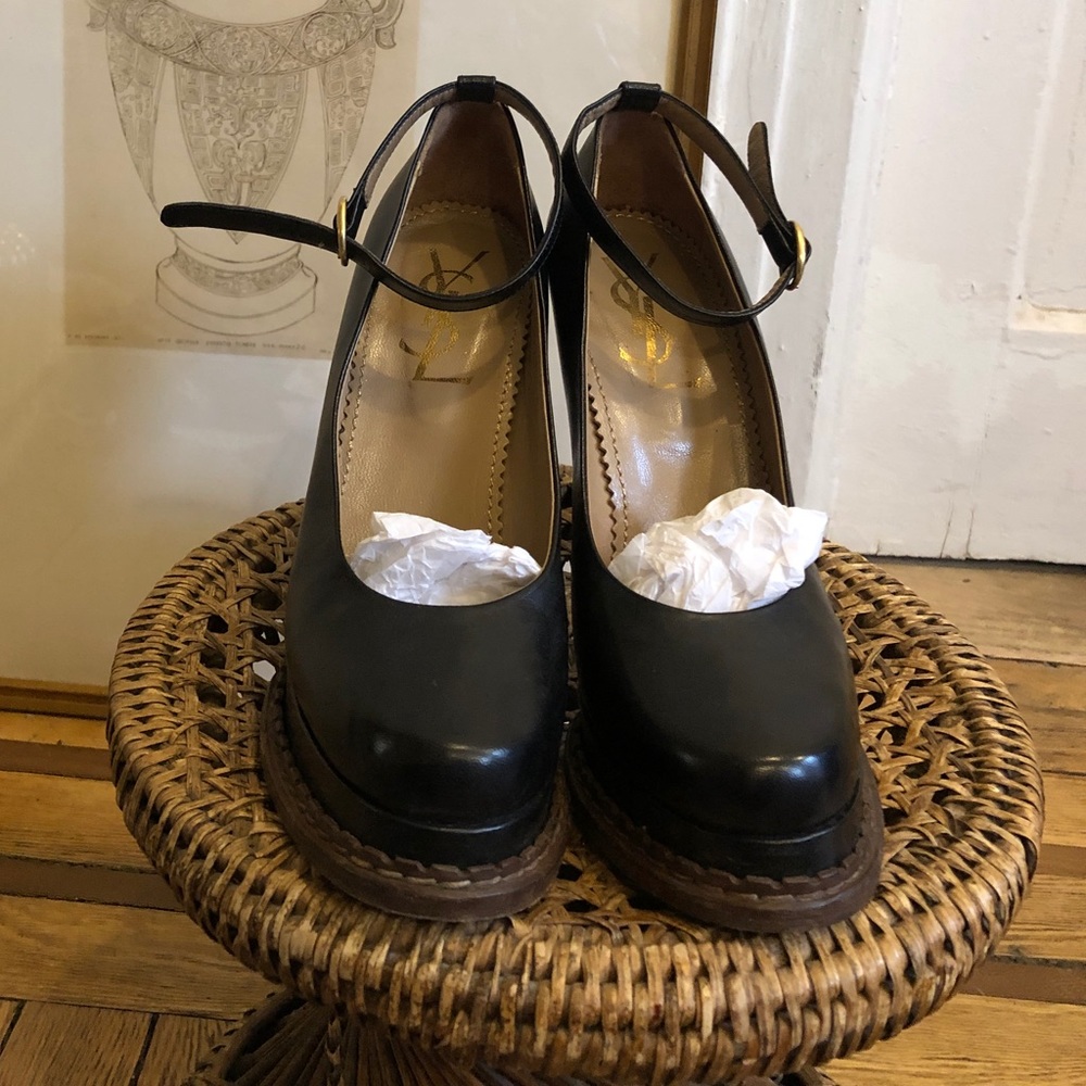SOLD///// YSL Jeanne 90 platform heels